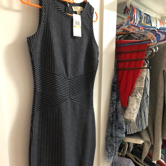 Micheal Kors midi dress - Picture 2 of 5